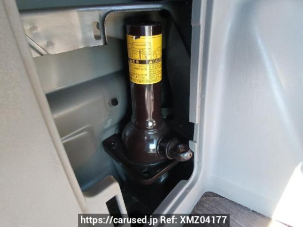 Used 2002 AT toyota hilux-surf RZN215W Image[41]