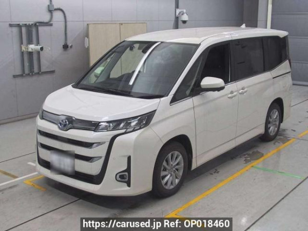 Used 2025 AT toyota noah ZWR90W Image[0]
