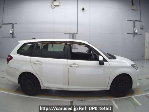 Used 2016 AT toyota corolla-fielder NRE161G Image[2]