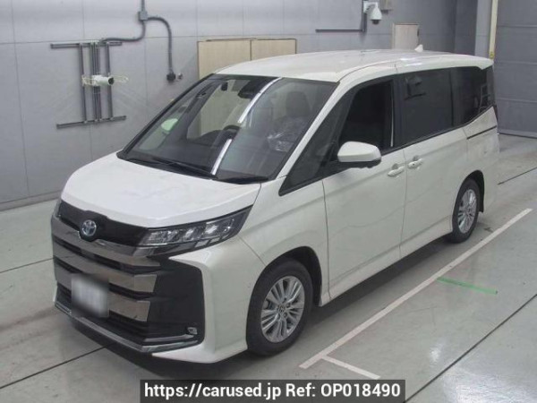 Used 2025 AT toyota noah ZWR90W Image[0]