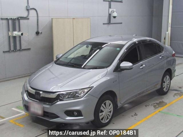 Used 2020 AT honda grace GM5 Image[0]