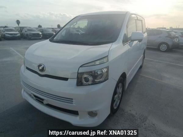 Used 2009 AT toyota voxy ZRR70W Image[2]