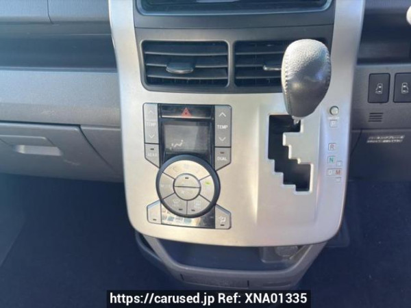 Used 2008 AT toyota voxy ZRR70W Image[25]
