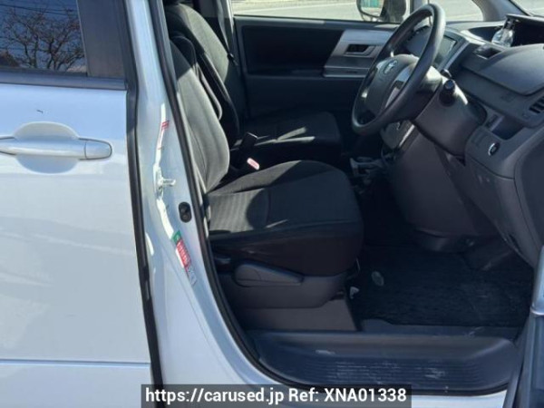 Used 2008 AT toyota voxy ZRR70W Image[10]