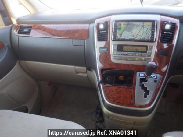 Used 2002 AT toyota alphard ANH10W Image[19]