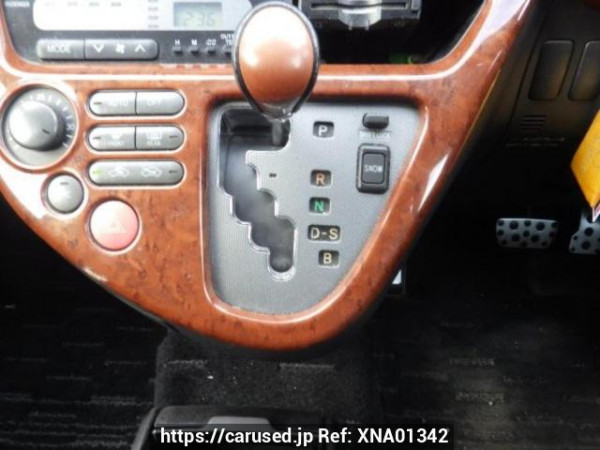 Used 2004 AT toyota wish ANE10G Image[23]