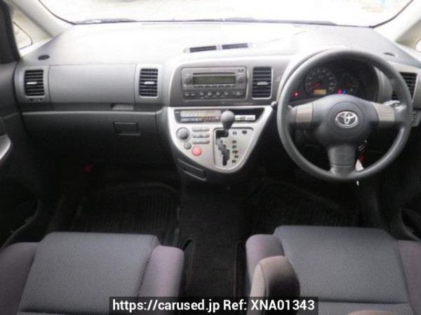 Used 2005 AT toyota wish ZNE10G Image[17]