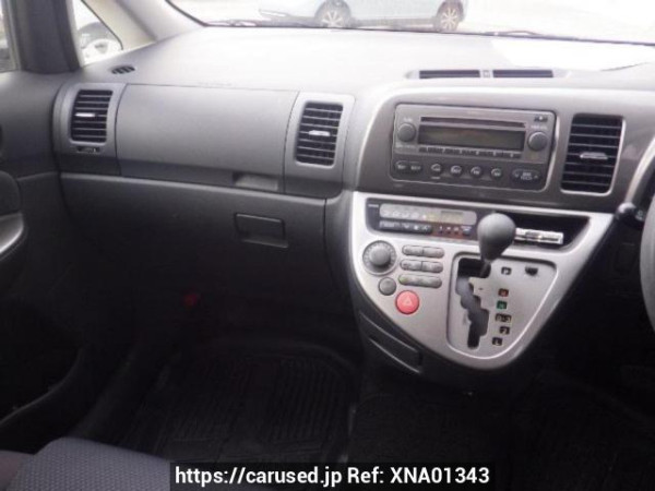 Used 2005 AT toyota wish ZNE10G Image[21]