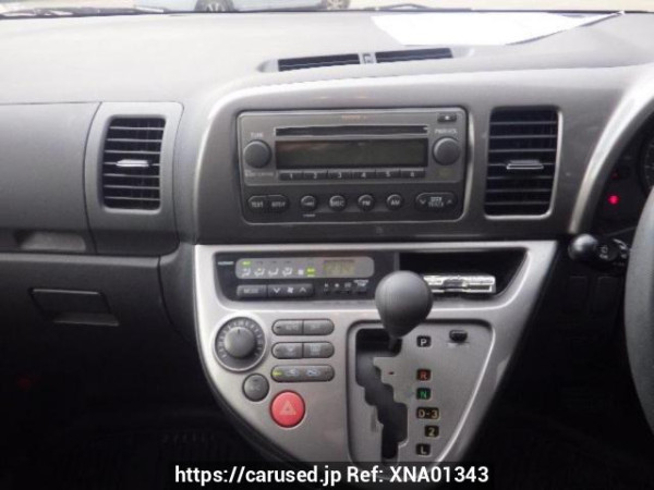 Used 2005 AT toyota wish ZNE10G Image[22]
