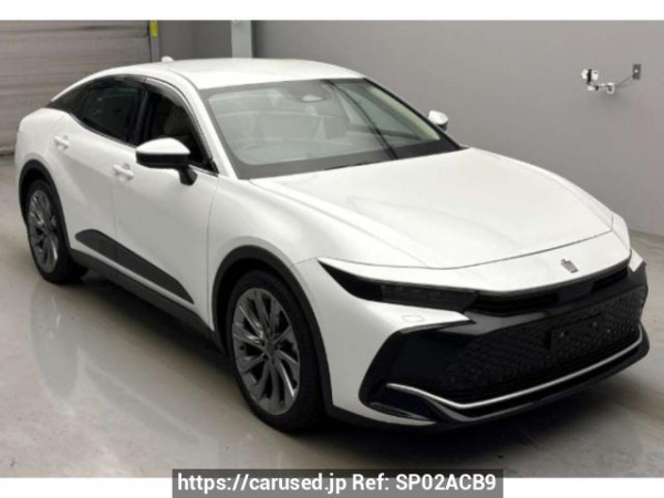 Used 2023 AT toyota crown-crossover AZSH35 Image[0]