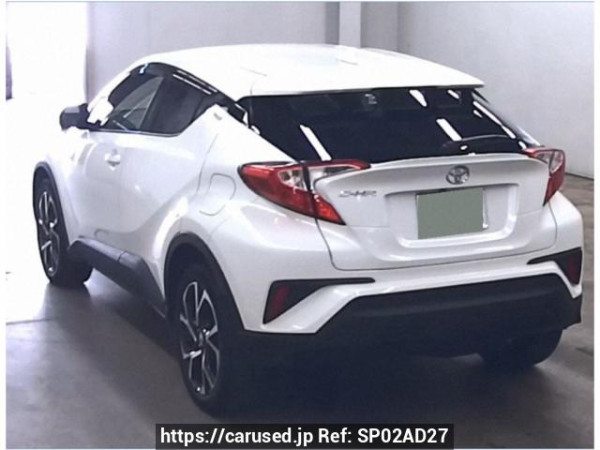 Used 2017 AT toyota c-hr NGX50 Image[2]