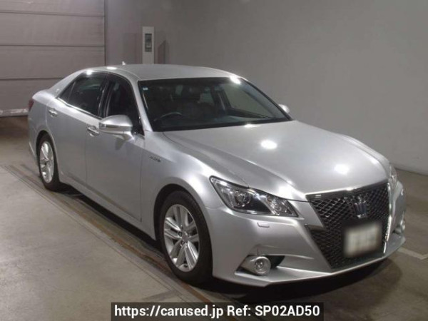 Used 2015 AT toyota crown-hybrid AWS210 Image[2]