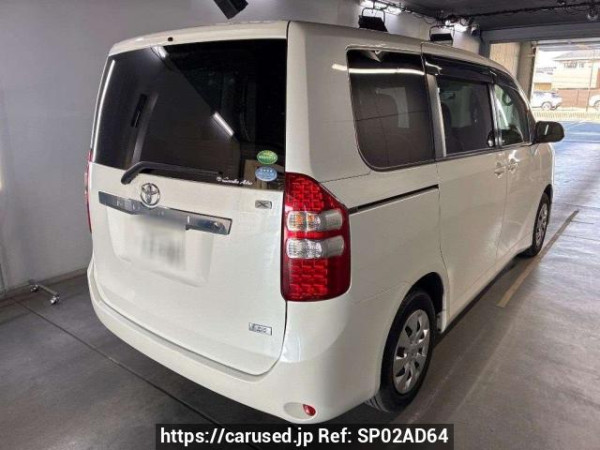 Used 2013 AT toyota noah ZRR70G Image[1]