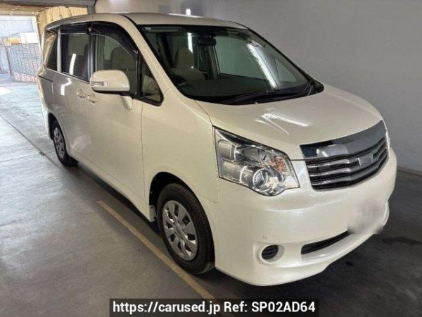 Used 2013 AT toyota noah ZRR70G Image[2]