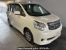 Used 2013 AT toyota noah ZRR70G Image[2]