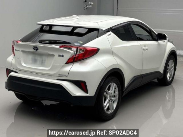 Used 2019 AT toyota c-hr ZYX11 Image[1]