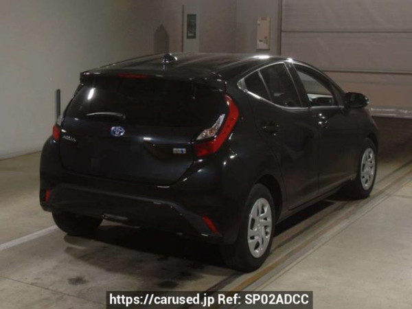 Used 2021 AT toyota aqua MXPK11 Image[1]