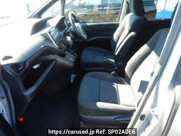 Used 2021 AT toyota noah ZRR80G Image[14]