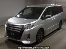 Toyota Noah ZRR80W