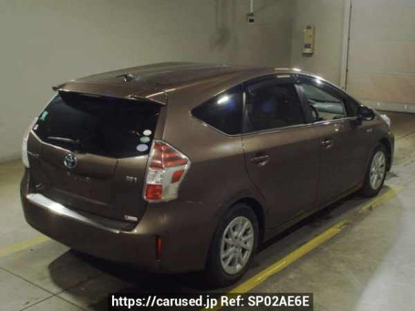 Used 2015 AT toyota prius-alpha ZVW41W Image[1]