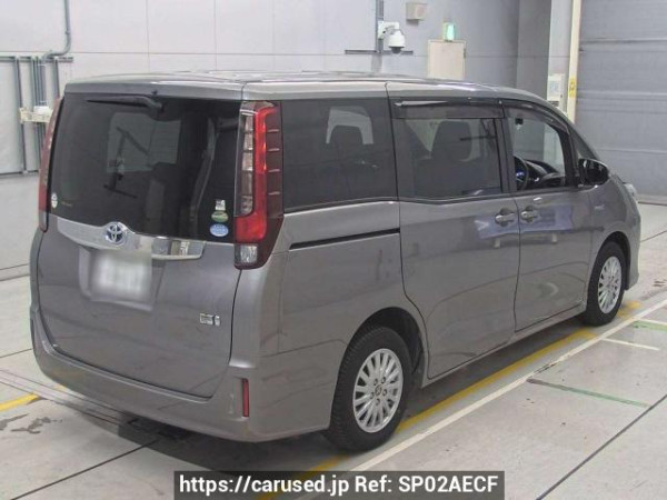 Used 2016 AT toyota noah ZWR80G Image[1]