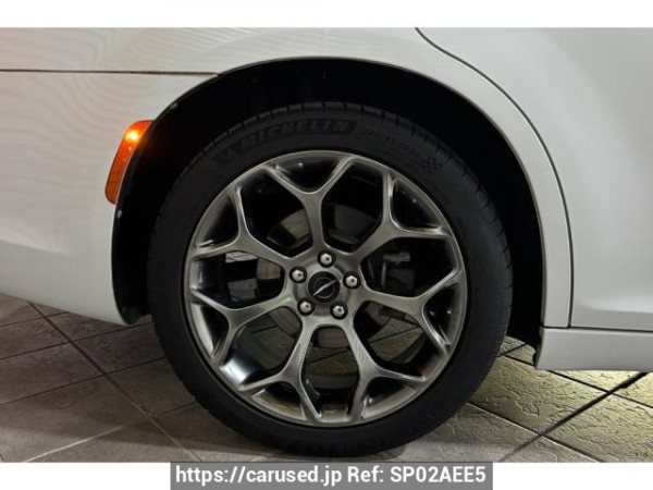 Used 2017 AT chrysler 300 LX36 Image[2]