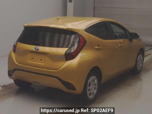 Used 2023 AT toyota aqua MXPK11 Image[1]