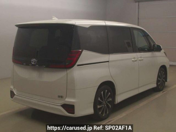 Used 2022 AT toyota noah ZWR90W Image[1]