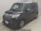 Toyota Roomy M900A