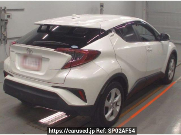 Used 2019 AT toyota c-hr NGX50 Image[1]