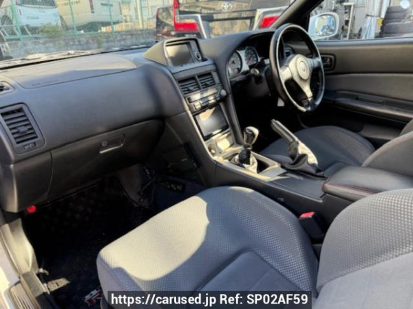 Used 2000 MT nissan skyline BNR34 Image[2]