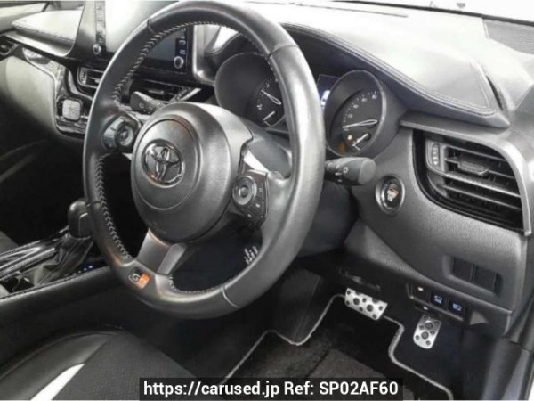 Used 2020 AT toyota c-hr NGX10 Image[2]
