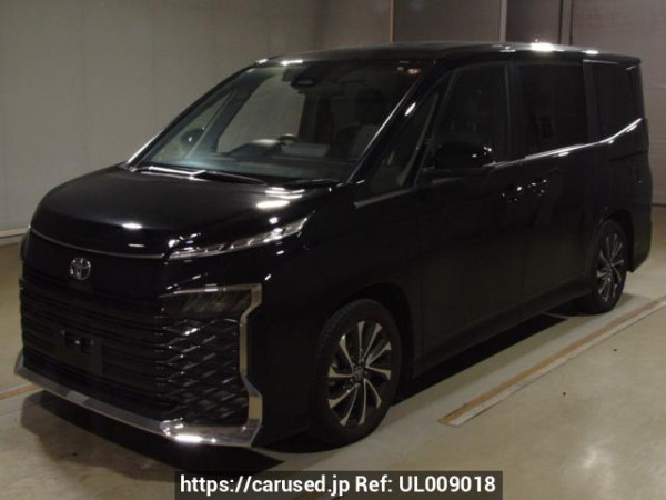 Used 2023 AT toyota voxy MZRA90W Image[0]