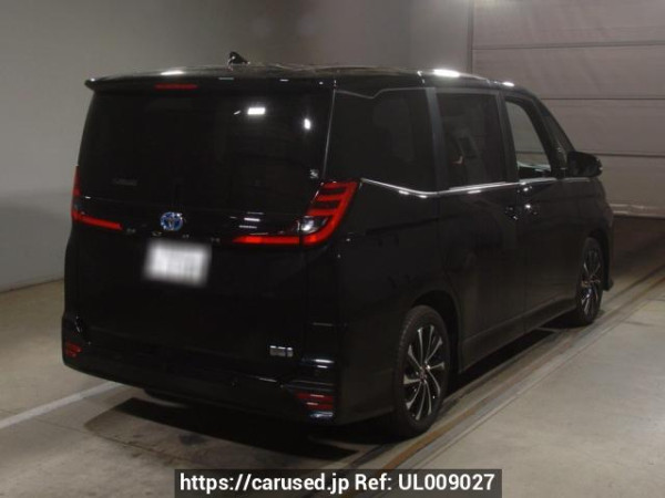 Used 2024 AT toyota noah ZWR90W Image[1]