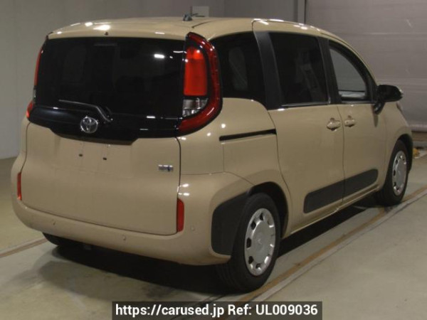 Used 2024 AT toyota sienta MXPL10G Image[1]