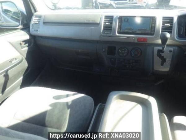 Used 2007 AT toyota regiusace-van KDH200V Image[16]