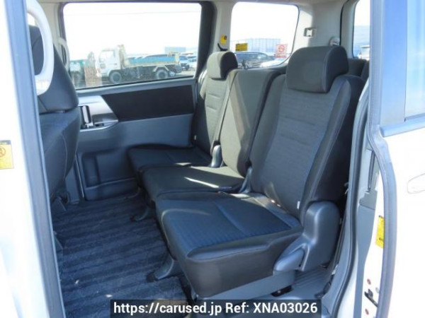 Used 2009 AT toyota voxy ZRR70W Image[21]