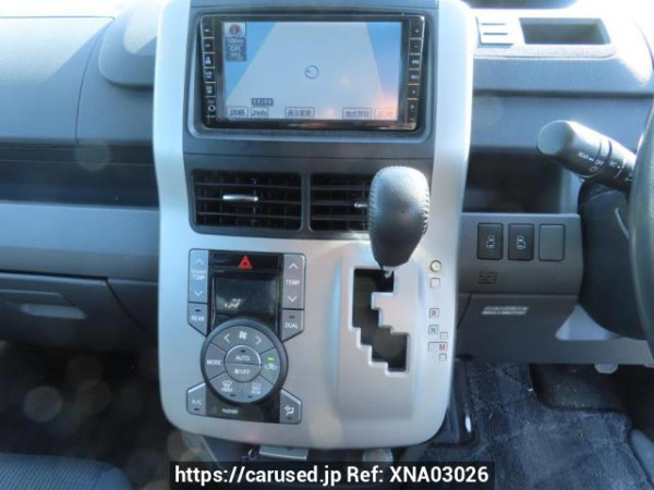 Used 2009 AT toyota voxy ZRR70W Image[29]