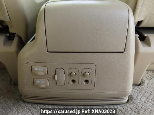 Used 2005 AT toyota alphard ANH10W Image[35]