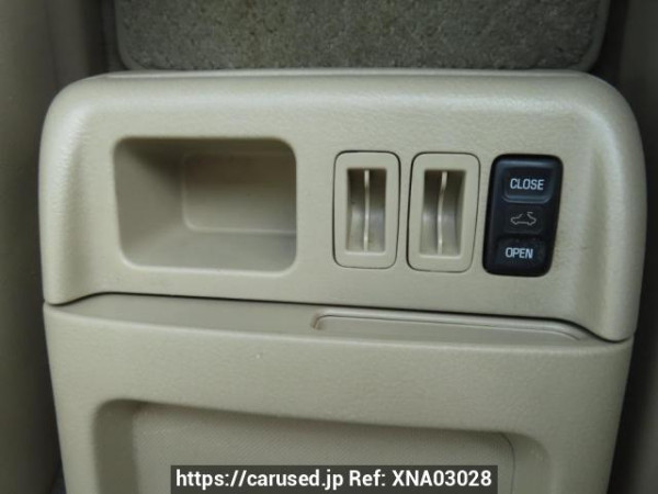 Used 2005 AT toyota alphard ANH10W Image[36]