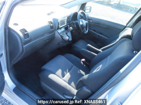 Used 2005 AT toyota wish ZNE10G Image[16]