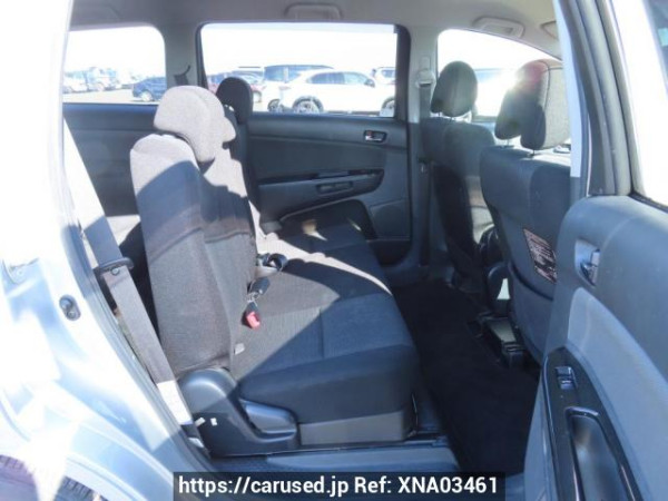 Used 2005 AT toyota wish ZNE10G Image[18]