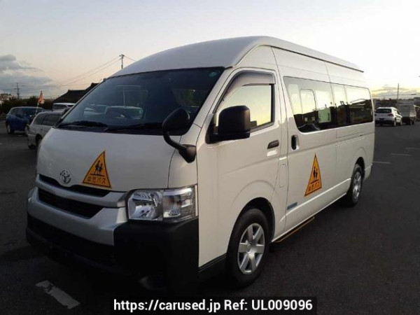 Used 2023 AT toyota hiace-commuter TRH223B Image[0]