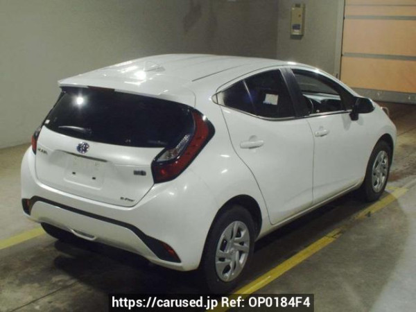 Used 2023 AT toyota aqua MXPK16 Image[1]