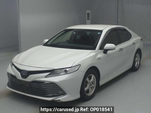 Used 2017 AT toyota camry AXVH70 Image[0]
