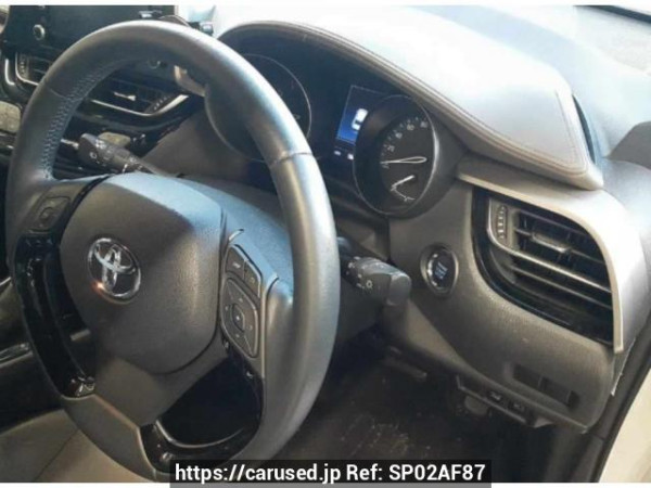 Used 2020 AT toyota c-hr NGX10 Image[2]