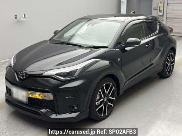 Used 2023 AT toyota c-hr ZYX11 Image[0]