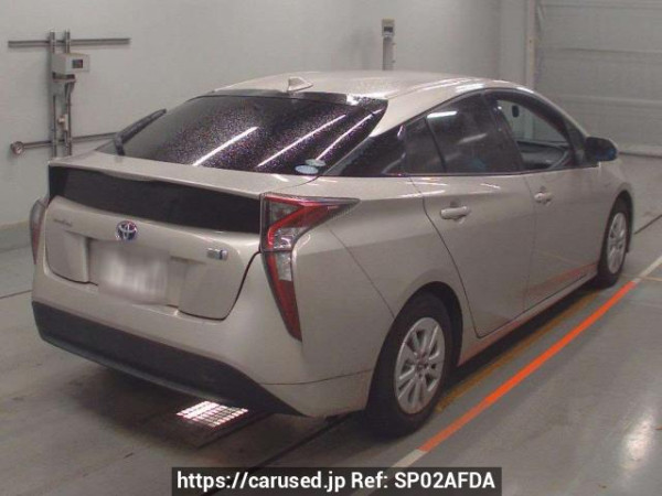 Used 2015 AT toyota prius ZVW50 Image[1]