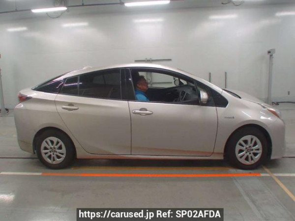 Used 2015 AT toyota prius ZVW50 Image[2]
