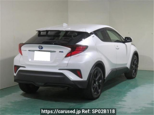Used 2022 AT toyota c-hr ZYX11 Image[1]